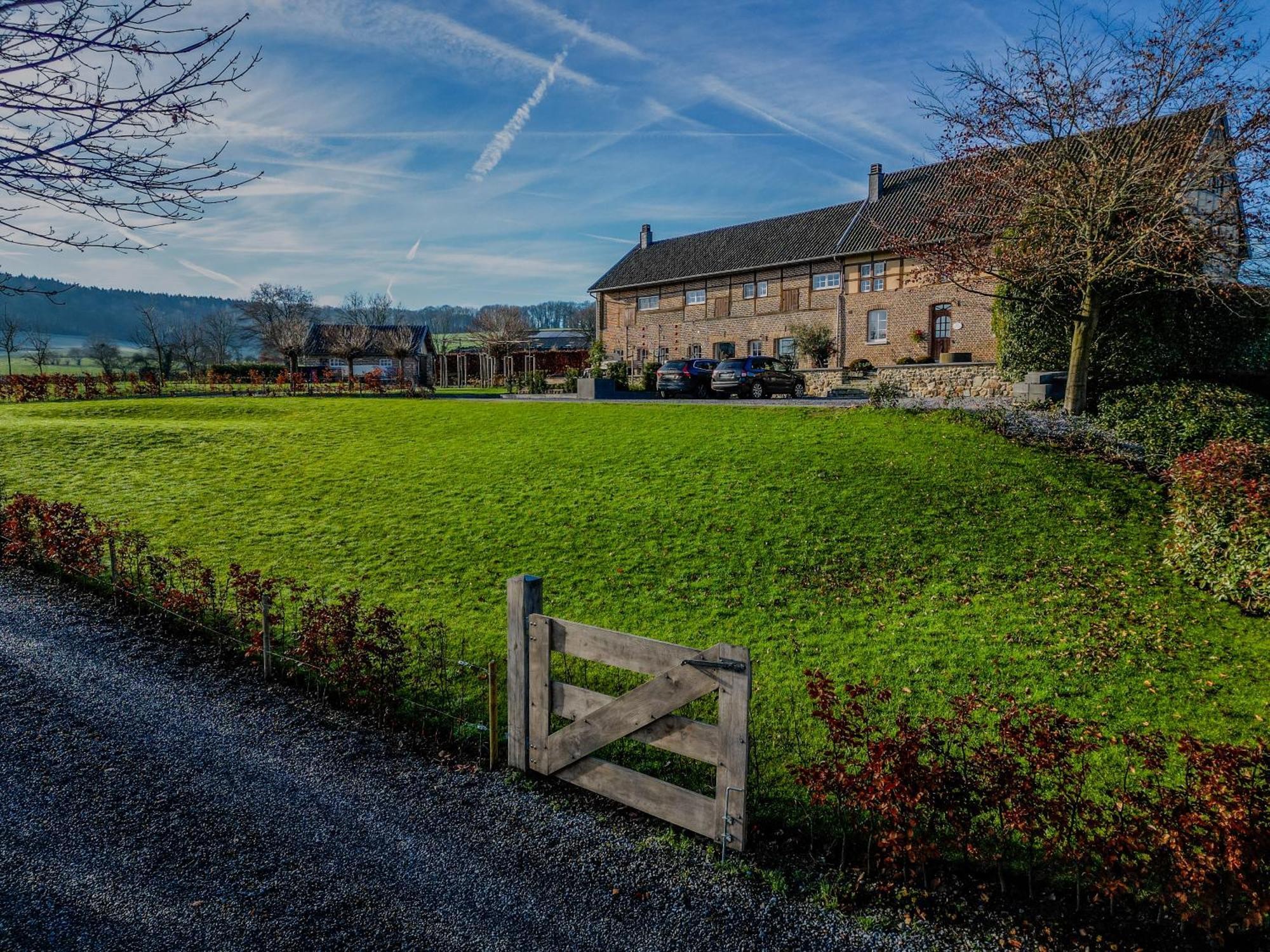La Belle Maison Sippenaeken Bagian luar foto